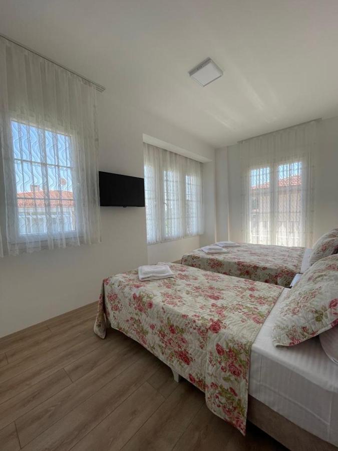 Adil Pansiyon Cesme Exterior photo